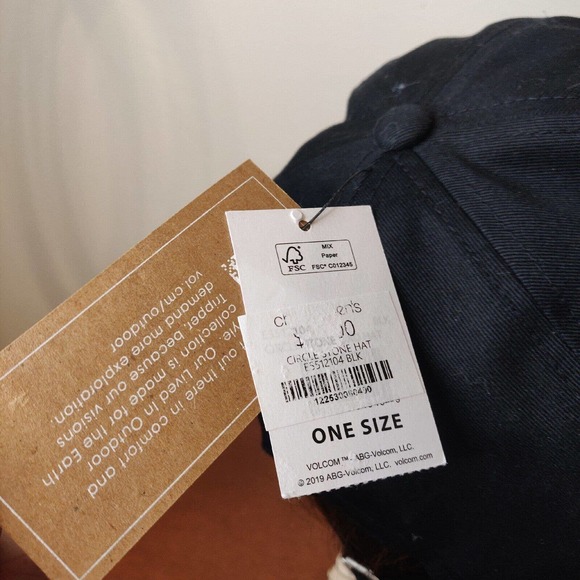 Volcom NEW Men's Hat Baseball Black White Logo Adjustable One Size Fits All. - Picture 7 of 9